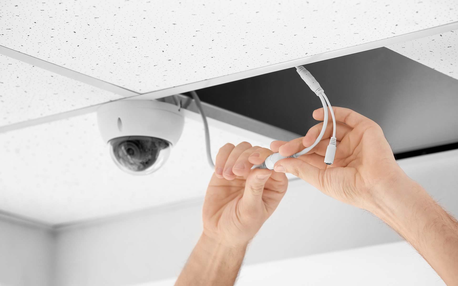 A2B Electrical's electricians can wire up CCTV cameras for properties in Streatham Hill and the local area.
